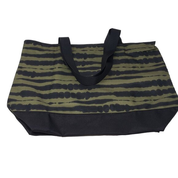 Pink Victoria's Secret Zippered Tote Bag - Picture 4 of 6